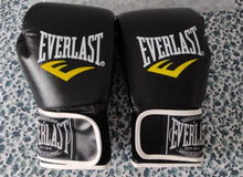 Load image into Gallery viewer, Praetorian Boxing Gloves