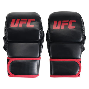 Black training gloves